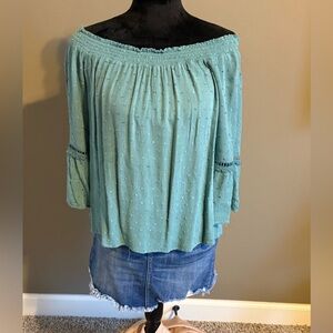Women’s Off-the-Shoulder Top